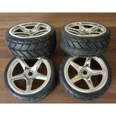 BMW M3 GTR ( TS-4N ) Bauteile der Hachette Sammelserie Ausgaben 83, 85, 87, 89 Komplett Reifensatz